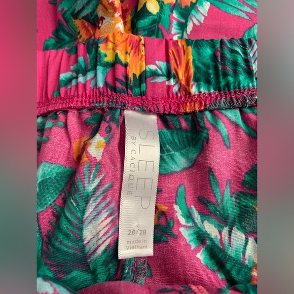 NWT Lane Byrnat Tropical Pink Floral Shorts - Picture 7 of 9